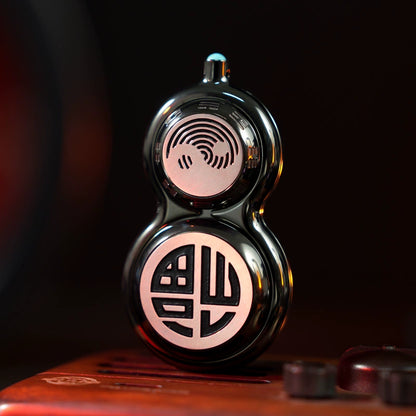 Four-in-one Hulu EDC toy